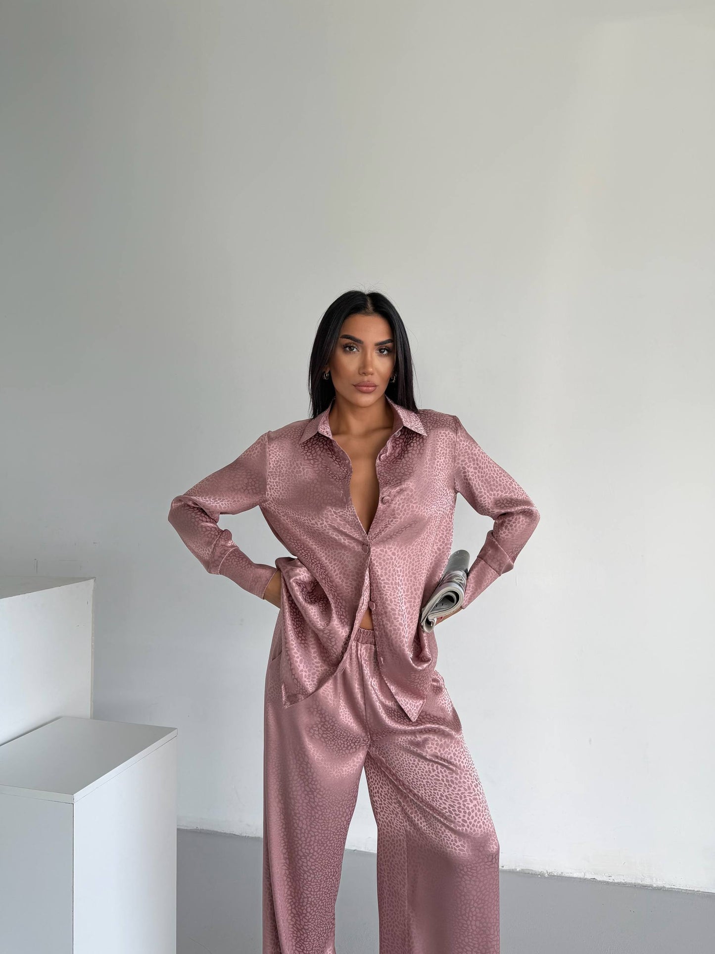 Dusty Rose Jacquard Satin Pyjama Set for Women – Textured Luxury Nightwear