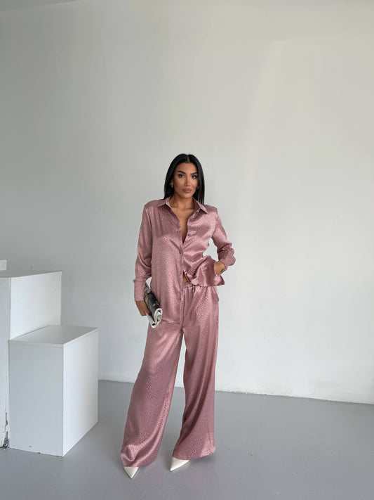 Dusty Rose Jacquard Satin Pyjama Set for Women – Textured Luxury Nightwear